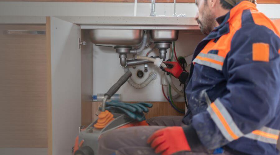 Local tankless water heater installation in Canton, OK